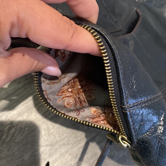 HOBO Serra Women's Patent Black Leather Hobo Shoulder Bag - Picture 4 of 11